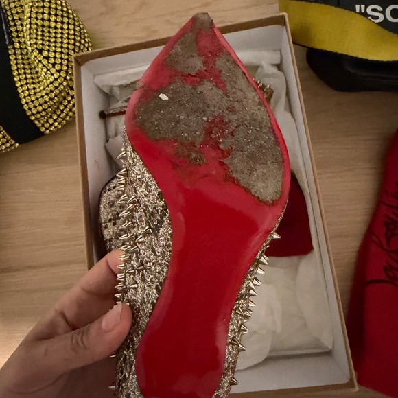 2017 limited edition Christian Louboutin - Picture 3 of 5